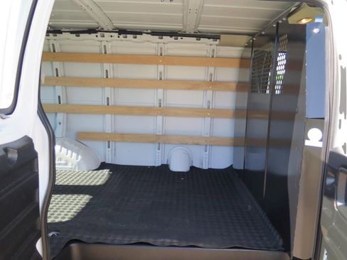 Used 2024 Chevrolet Express 2500 w/ Driver Convenience Package RWD image 23
