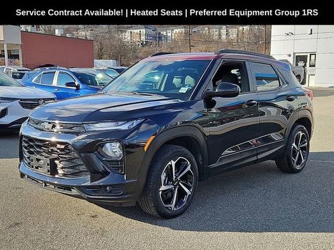 Used 2022 Chevrolet TrailBlazer RS w/ Technology Package image 3