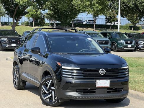 Certified 2026 Nissan Kicks SV w/ SV Premium Package FWD image 2