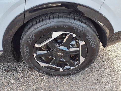 Certified 2026 Kia Sportage SX FWD image 20