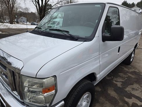 Used 2008 Ford E-350 and Econoline 350 Super Duty image 2