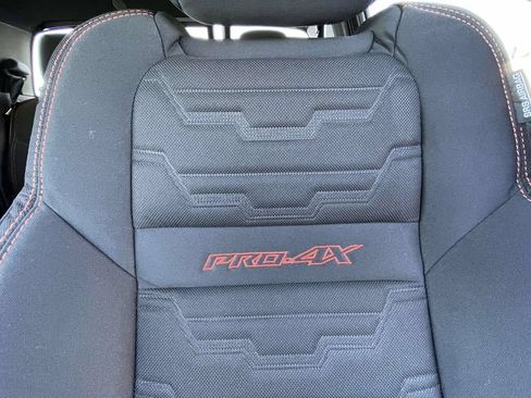 Used 2025 Nissan Frontier PRO-4X AWD/4WD image 23