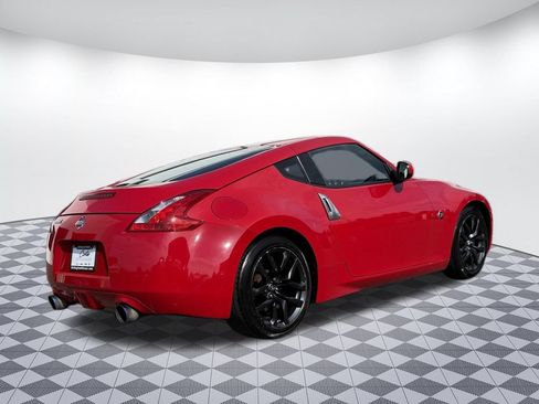 Used 2016 Nissan 370Z Coupe RWD image 7