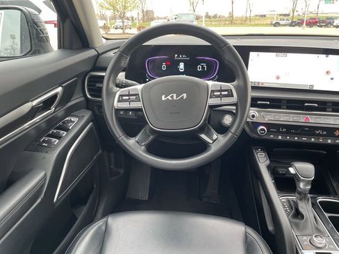 Used 2025 Kia Telluride S image 13