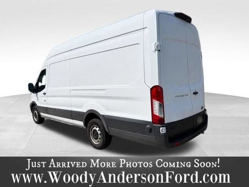 Used 2025 Ford Transit 250 148 High Roof Extended RWD image 3