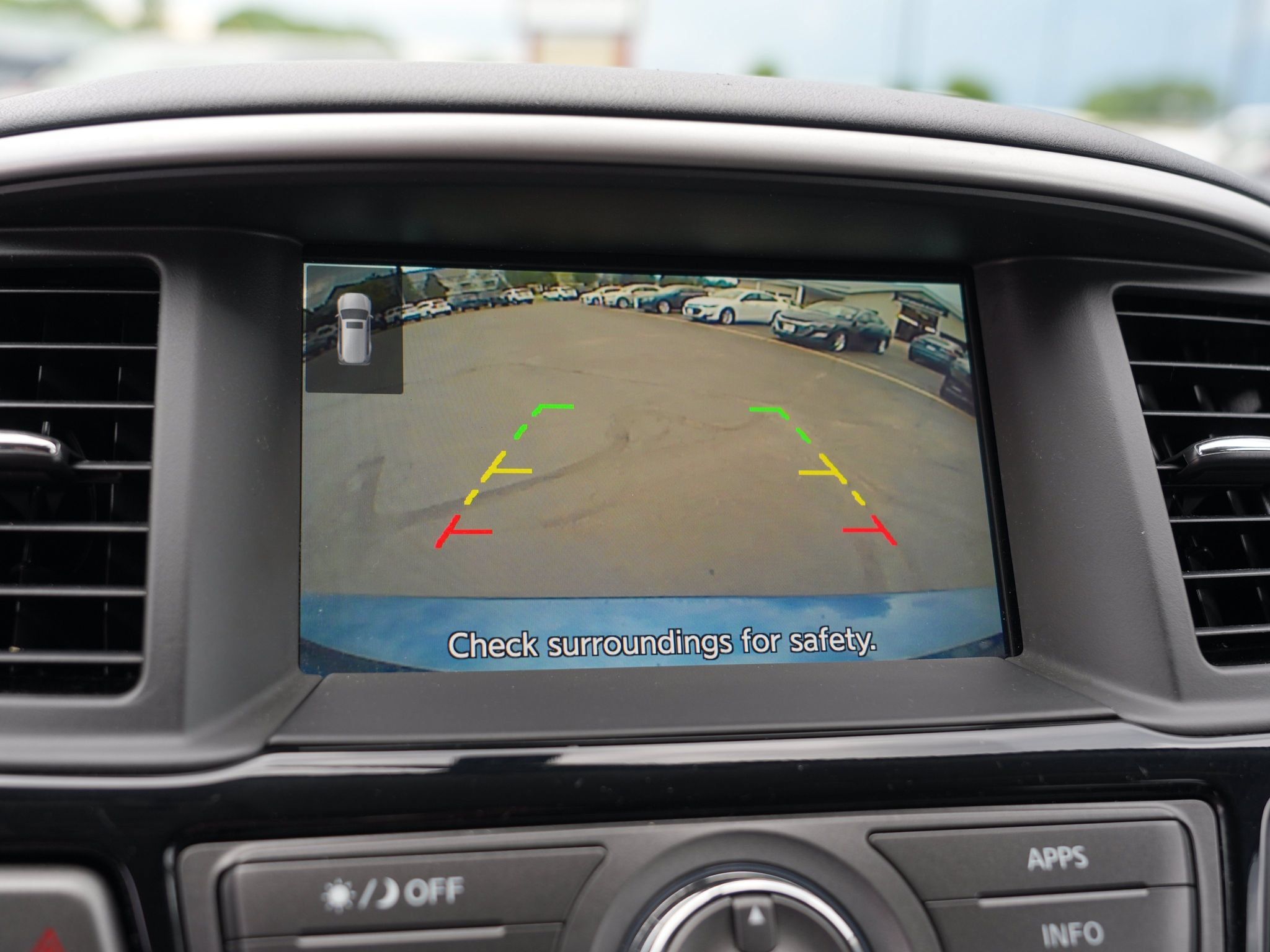 Used 2020 Nissan Pathfinder S AWD/4WD image 30
