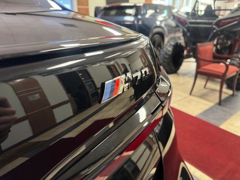 Used 2025 BMW i7 xDrive60 image 18