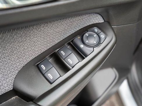 Used 2023 Chevrolet TrailBlazer LT w/ Convenience Package image 19