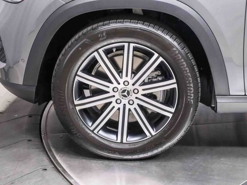 Used 2025 Mercedes-Benz GLE 450e GLE 450e image 10