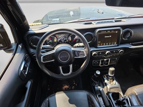 Used 2023 Jeep Wrangler Unlimited Sahara AWD/4WD image 12