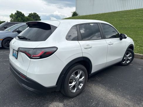 Used 2023 Honda HR-V LX image 4