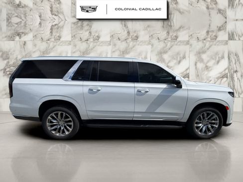 Certified 2023 Cadillac Escalade ESV Premium Luxury w/ LPO, Radiant Package AWD/4WD image 8