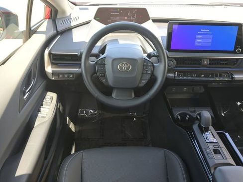 Used 2024 Toyota Prius XLE image 15