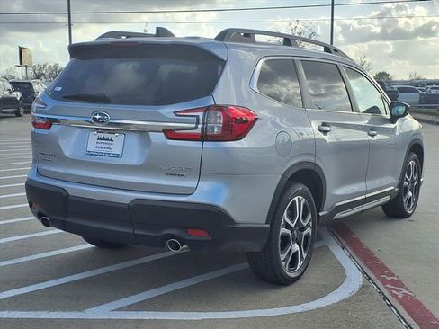 New 2026 Subaru Ascent Limited AWD/4WD image 4