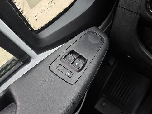 Used 2025 RAM ProMaster 2500 image 18