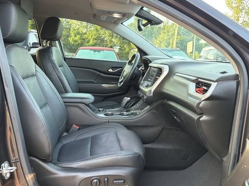 Used 2018 GMC Acadia SLT FWD image 26