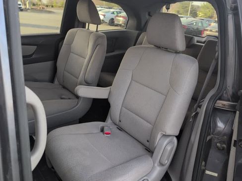 Used 2016 Honda Odyssey LX image 7