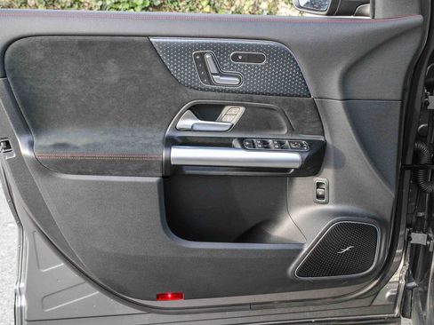 Certified 2025 Mercedes-Benz GLA 35 AMG 4MATIC image 25