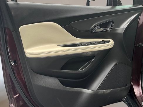 Used 2018 Buick Encore Preferred AWD/4WD image 20