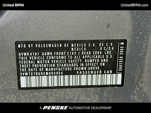 Used 2025 Volkswagen Jetta SE w/ Sunroof Package image 14