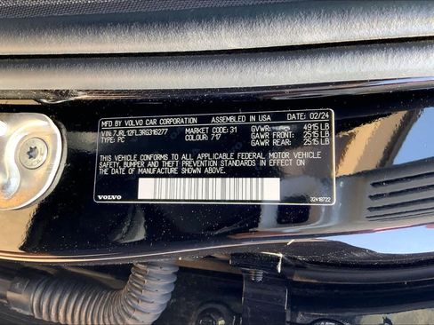 Used 2024 Volvo S60 B5 Plus FWD image 37