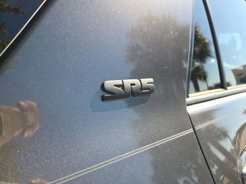 Used 2018 Toyota 4Runner SR5 Premium RWD image 10