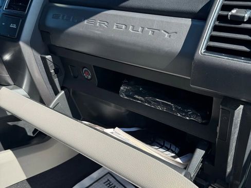 Used 2020 Ford F350 XLT w/ XLT Premium Package image 39