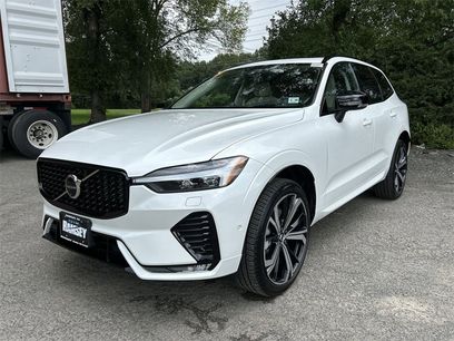 New 2025 Volvo XC60 B5 Ultra w/ Protection Package Premier