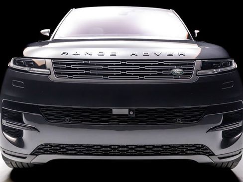 Used 2023 Land Rover Range Rover Sport SE AWD/4WD image 24