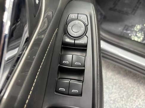 Used 2023 Chevrolet Traverse LT w/ LT Premium Package AWD/4WD image 42