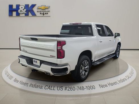 Used 2025 Chevrolet Silverado 1500 RST AWD/4WD image 6