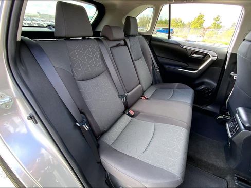 Certified 2023 Toyota RAV4 XLE w/ Convenience Package image 19