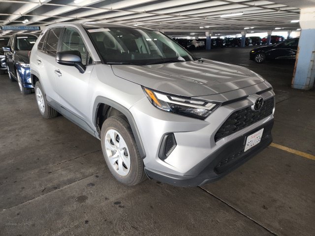 Used 2025 Toyota RAV4 LE AWD/4WD image 1