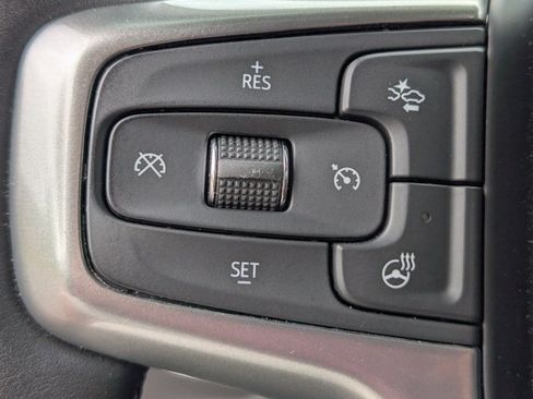 Used 2023 Chevrolet Suburban Z71 w/ Luxury Package AWD/4WD image 43