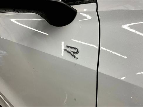 New 2026 Volkswagen Tiguan SE R-Line image 31