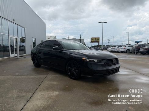 Used 2024 Honda Accord Sport image 3