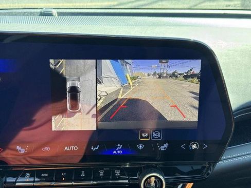 New 2026 Chevrolet Blazer EV LT image 19