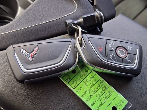 Used 2025 Chevrolet Corvette Stingray Preferred Cpe w/ Z51 Performance Package RWD image 29