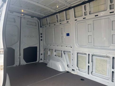 New 2025 Mercedes-Benz Sprinter 2500 image 12