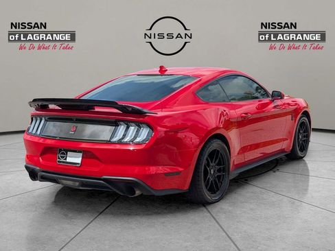 Used 2023 Ford Mustang Premium RWD image 5