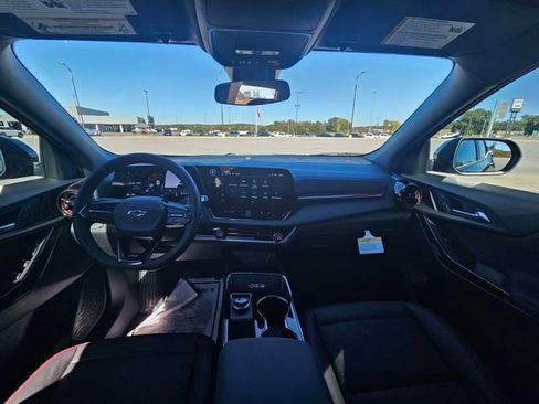 New 2026 Chevrolet Equinox RS image 12