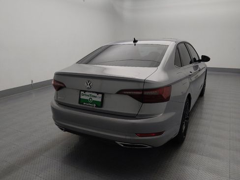 Used 2020 Volkswagen Jetta R-Line w/ R-Line Cold Weather Package FWD image 7