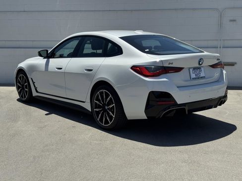 Used 2022 BMW i4 M50 w/ Premium Package image 11