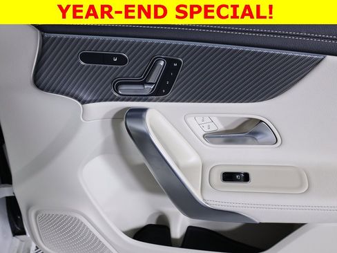 Used 2025 Mercedes-Benz CLA 250 4MATIC image 44