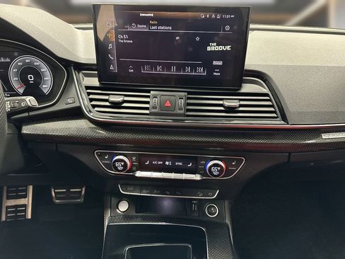 Used 2022 Audi SQ5 Prestige w/ Prestige Package image 10