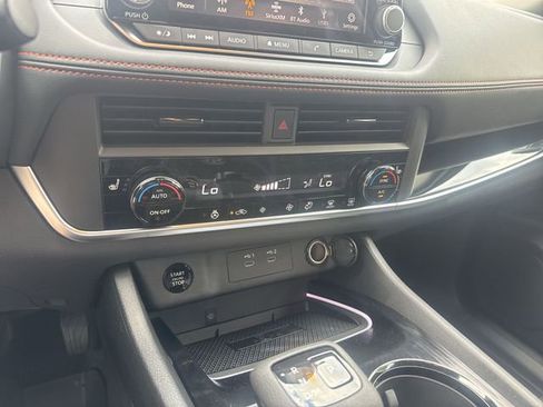 New 2026 Nissan Rogue SV AWD/4WD image 22