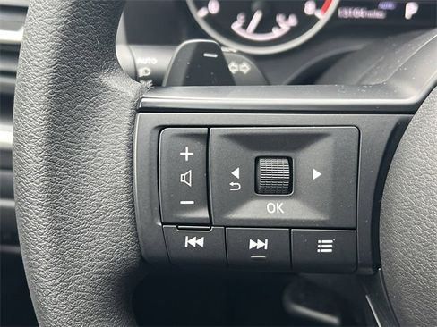 Certified 2024 Nissan Rogue SV image 14