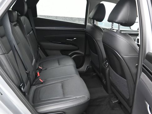 Used 2022 Hyundai Tucson Limited image 12