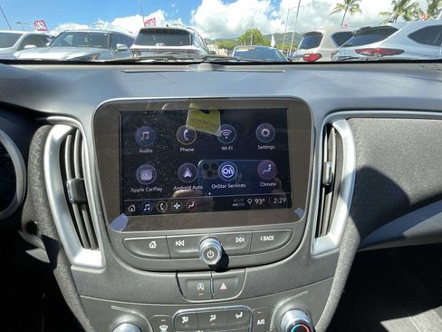 Used 2022 Chevrolet Malibu LT FWD image 12