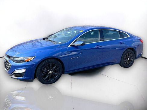 Used 2023 Chevrolet Malibu LT image 2